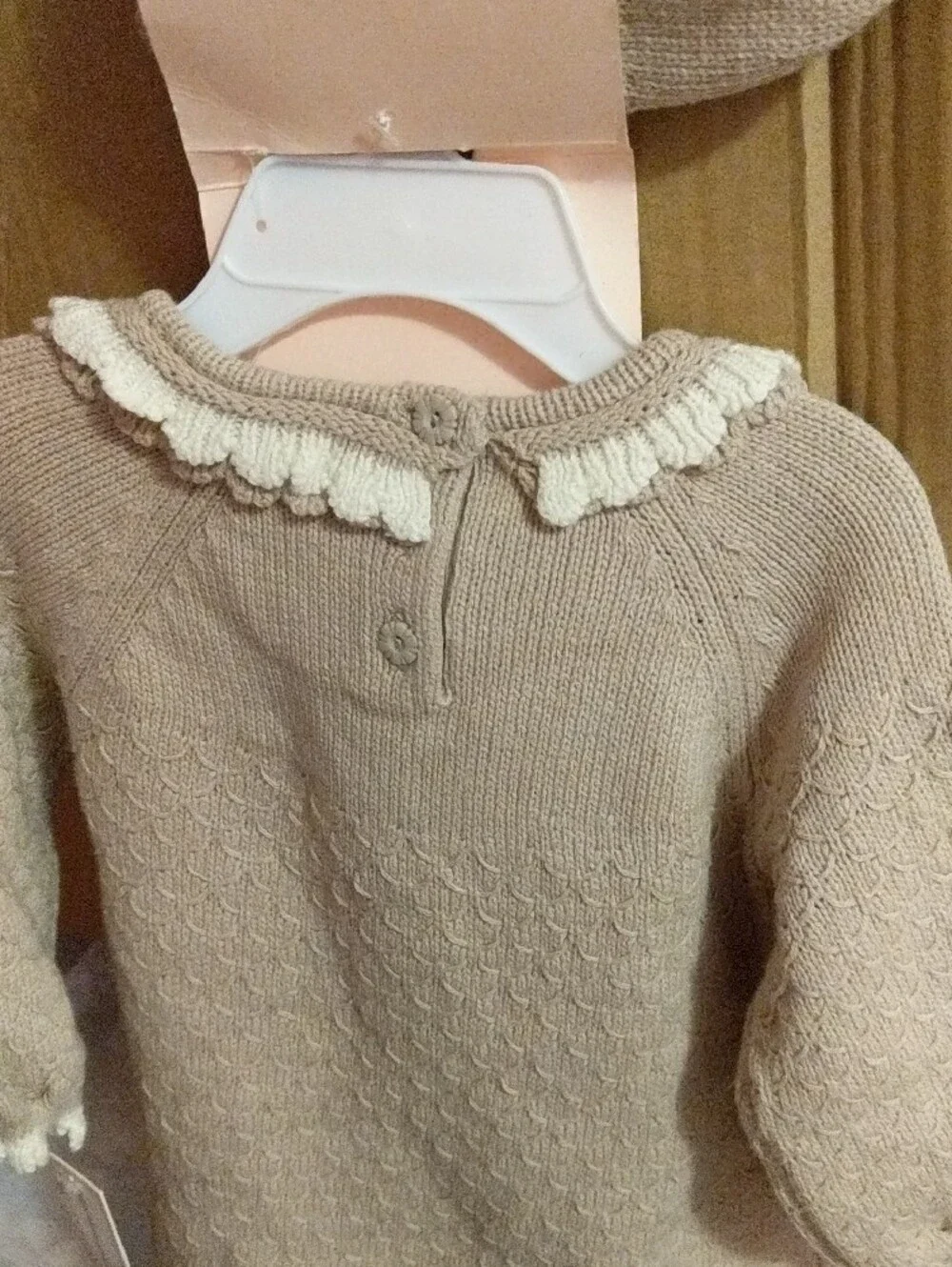 cupcakes & cashmere nwt soft